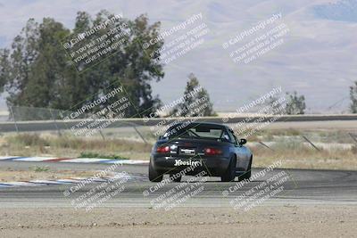 media/Jun-02-2024-CalClub SCCA (Sun) [[05fc656a50]]/Group 3/Qualifying/